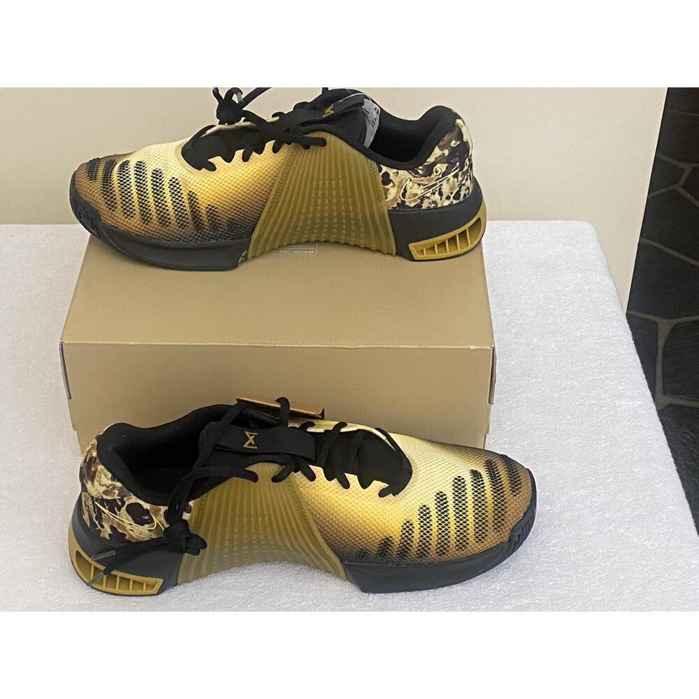Nike Men’s Metcon 9 AMP Running Shoes Size 9.5 Black Bronzine Yellow Activewear - Picture 3 of 5